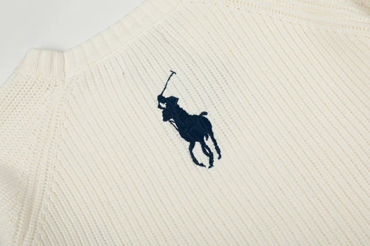 Ralph Lauren's new round neck embroidered knitted sweater