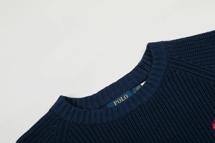 Ralph Lauren's new round neck embroidered knitted sweater