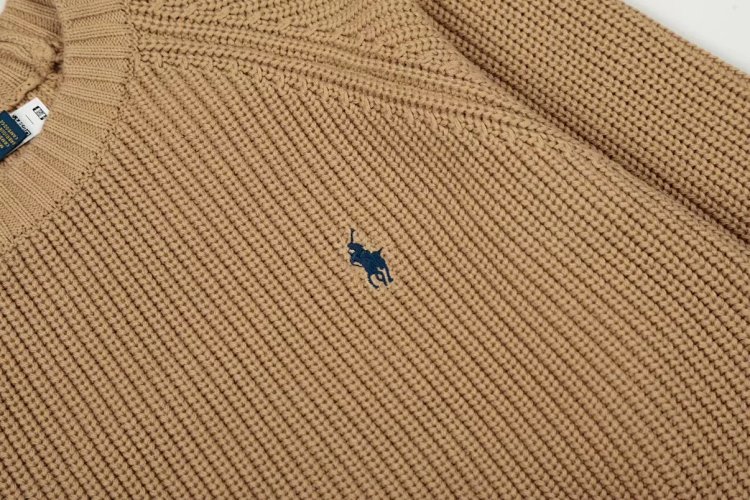 Ralph Lauren's new round neck embroidered knitted sweater