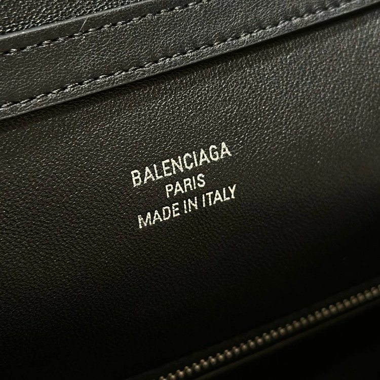 Balenciaga women's bag Rodeo calf leather handbag Kelly bag Postman bag Single shoulder armpit bag Big tote bag