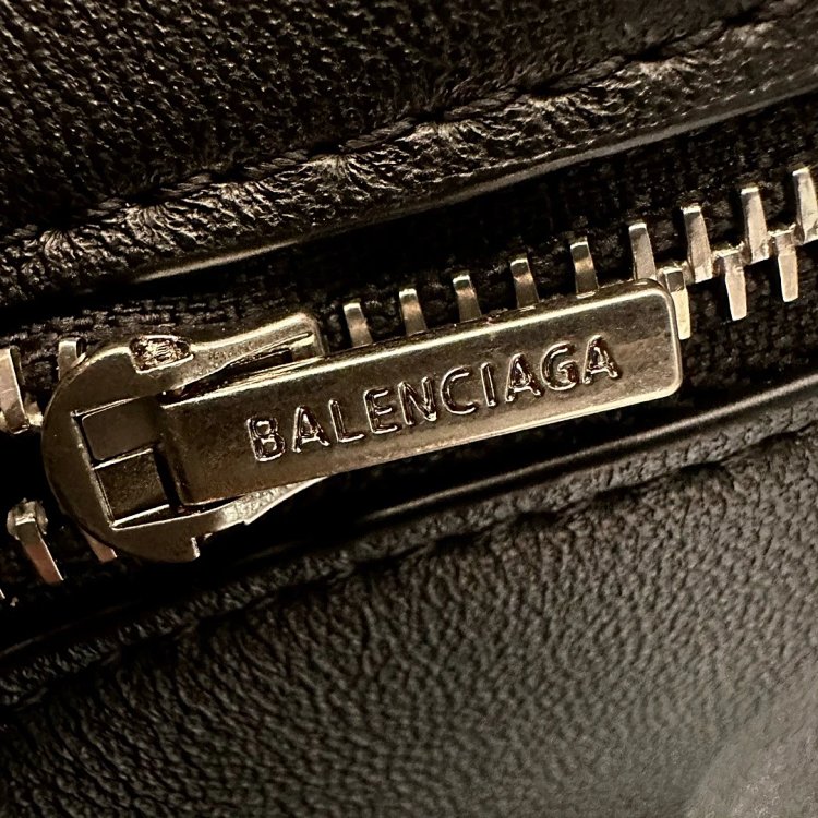 Balenciaga women's bag Rodeo calf leather handbag Kelly bag Postman bag Single shoulder armpit bag Big tote bag