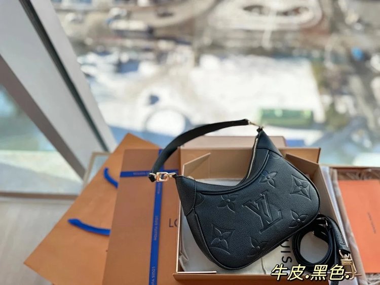 Louis Vuitton Undera