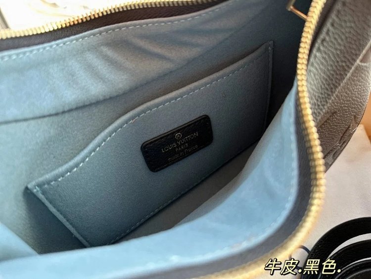 Louis Vuitton Underarm Bag Handheld Shoulder Cross Shoulder Leather Handbag
