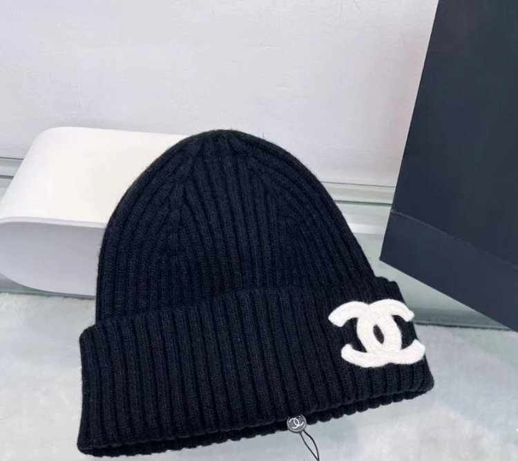  Chanel Knitted Knitted Knitted Wool Hat for Men and Women, Light Luxury Cold Hat
