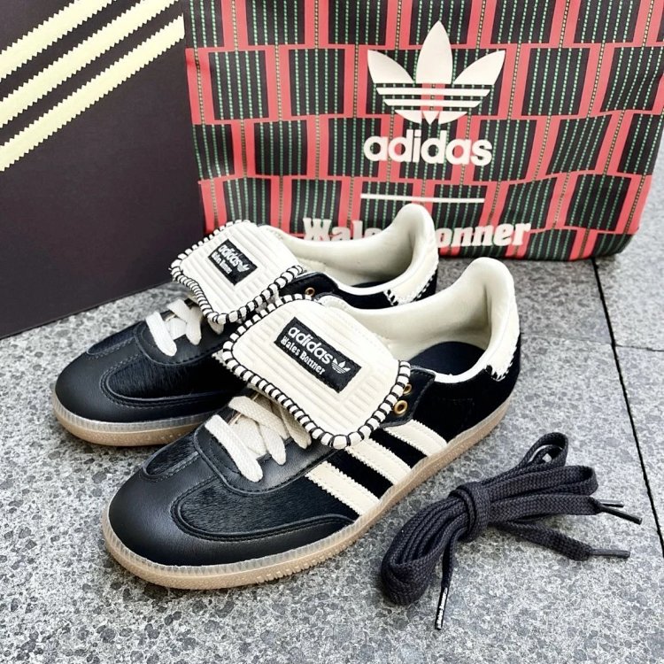 Adidas training shoes, casual shoes, board shoesWALES BONNER x adidas originals Samba Pony Tonal