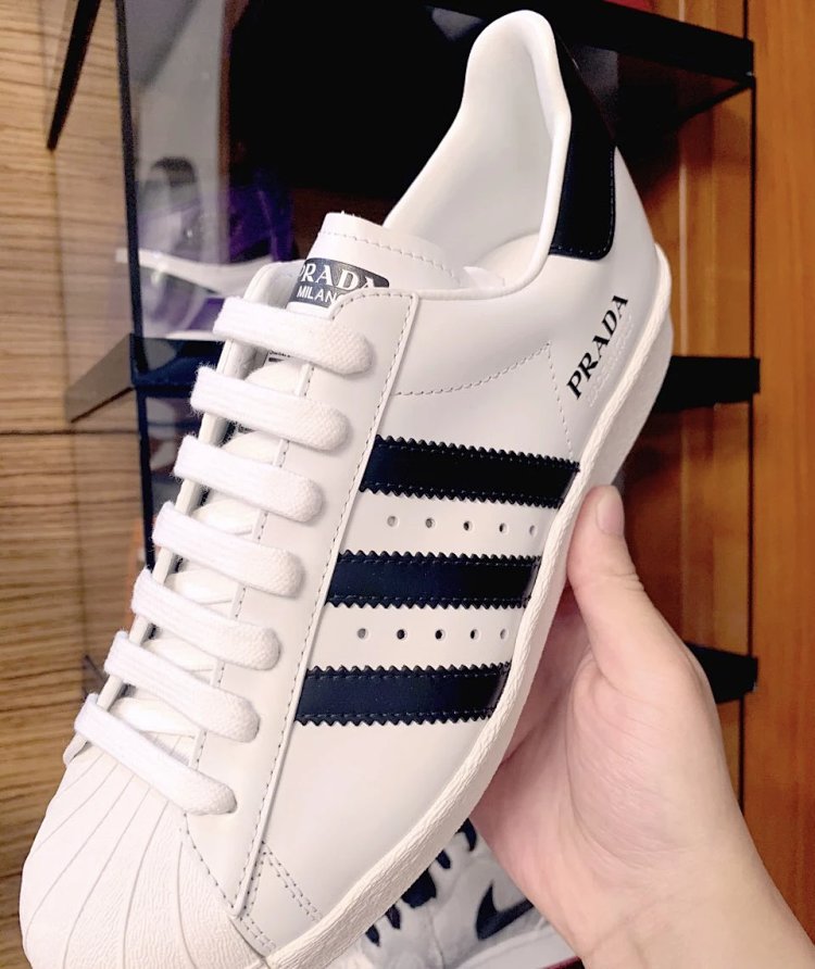 Adidas Shell Head Prada Co branded Board Shoes Sports and Leisure ShoesPRADA x adidas originals SUPERSTAR PUcollaboration edition 