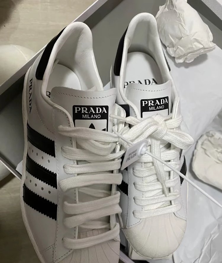 Adidas Shell Head Prada Co branded Board Shoes Sports and Leisure ShoesPRADA x adidas originals SUPE