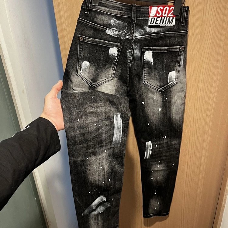  DSQUARED2  Knife cut ink ripped denim pants men's black light luxury straight leg slim fit pants