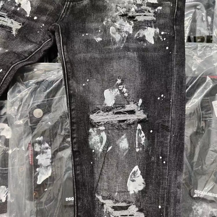  DSQUARED2  Knife cut ink ripped denim pants men's black light luxury straight leg slim fit pants