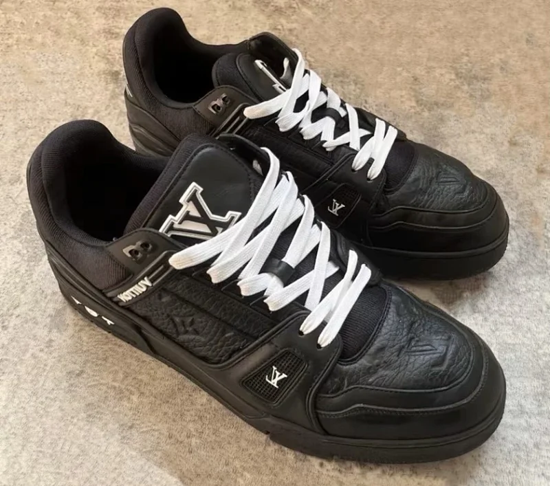 Louis Vuitton  Men's shoes, board shoes, trendy shoes, thick soled shoes, low cut casual shoes for daily life