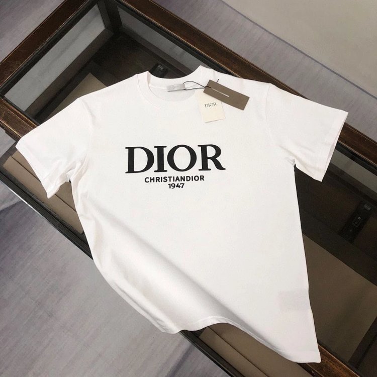  Dior light luxury short sleeved T-shirt men's half sleeved top unisex Dior short sleeved shirt