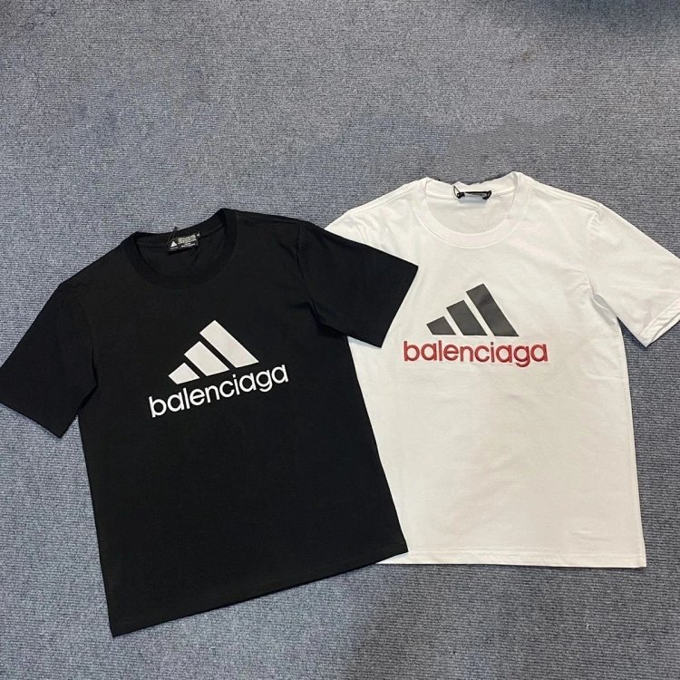 Balenciaga Adidas Joint Short Sleeve Fashion Show with Large Logo