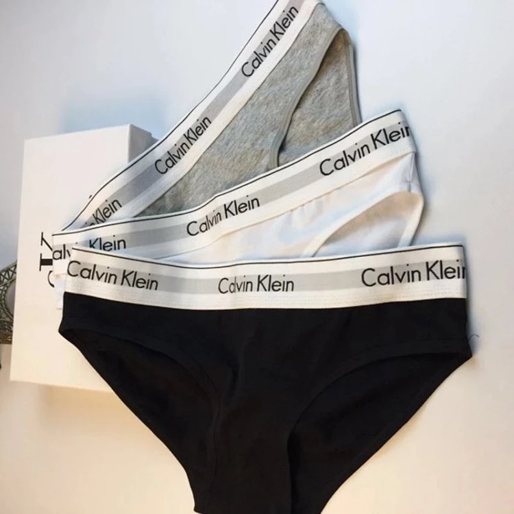 CK women's underwear made of pure cotton, breathable, mid low waist, sexy, hip hugging, bikini triangle pants