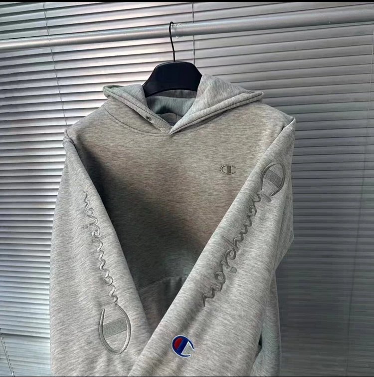 Champion hoodie with embroidered logo on Kirin arm for both men and women, casual long sleeved pullover for couples