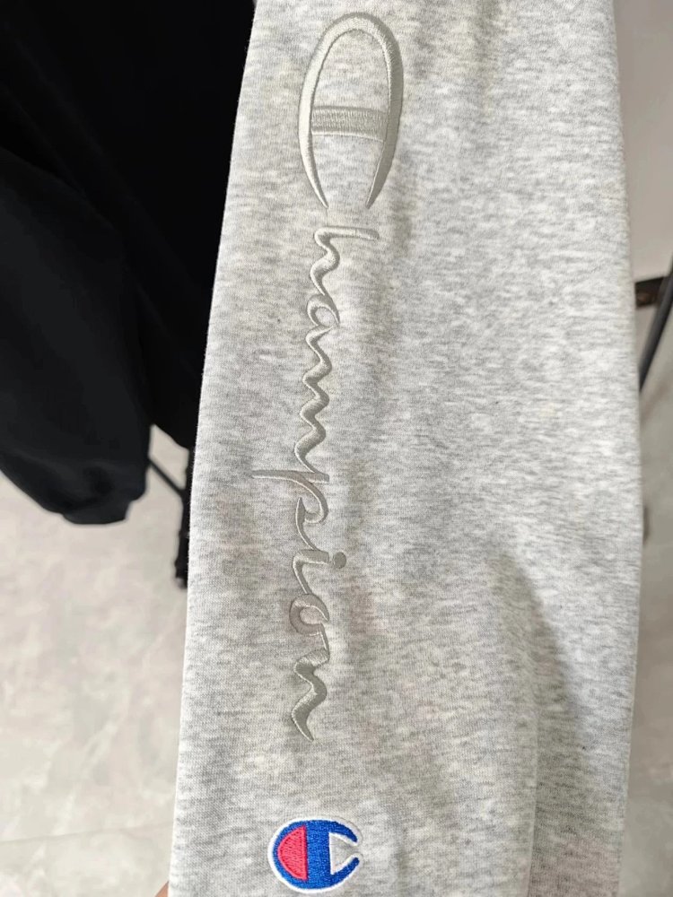 Champion hoodie with embroidered logo on Kirin arm for both men and women, casual long sleeved pullover for couples