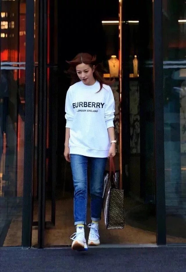Burberry Original Tote Bag Shopping Bag Original Single Handbag Handbag Single Shoulder Crossbody Bag