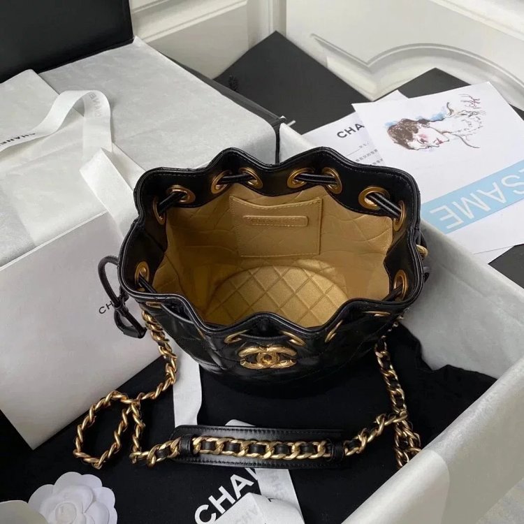 Chanel Retro Smooth Leather Drawstring Bucket Bag AS2716 Cross Carrying Women's Bag AS2716 Chanel Retro Smooth Leather Drawstring Bucket Bag Cross Carrying Women's Bag AS2716