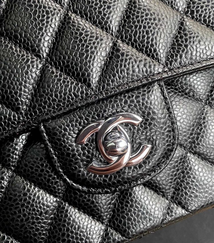 Chanel genuine leather women's bag with diamond grid chain shoulder crossbody bag