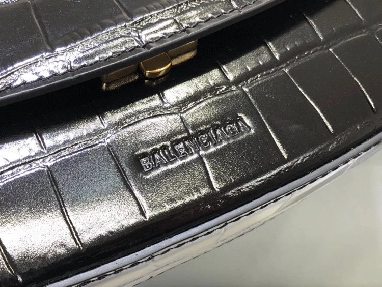 Balenciaga Crocodile Pattern Head Layer Calfskin Single Shoulder Handheld Underarm Bag Women's Bag