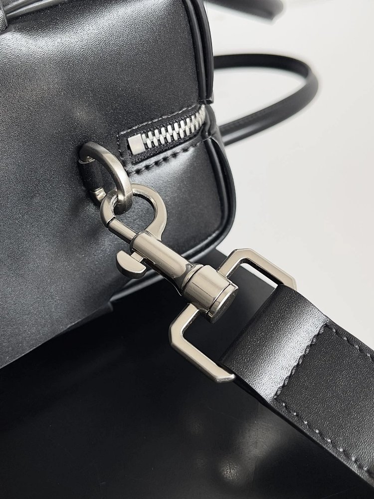 Bottega Veneta Large Grid Knitted Men's briefcase