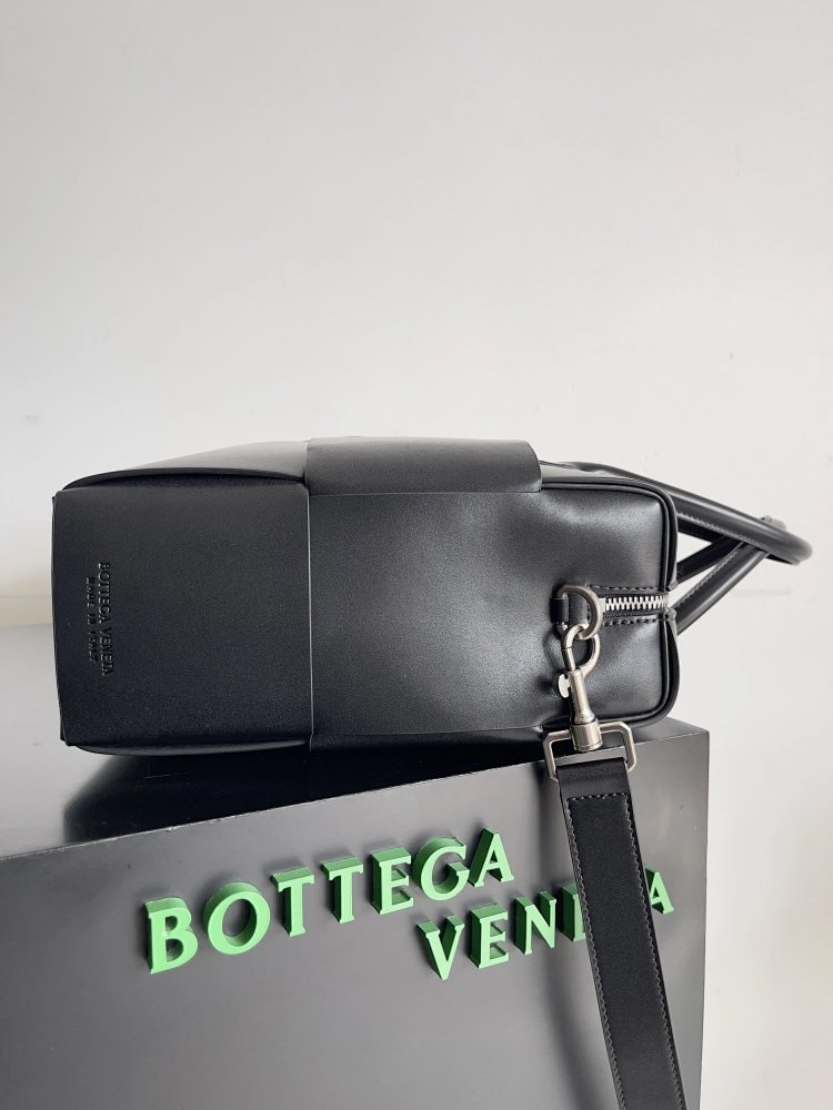 Bottega Veneta Large Grid Knitted Men's briefcase