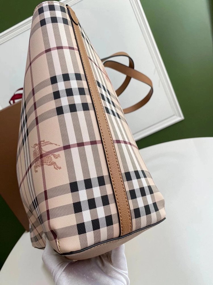 Burberry Classic Double sided Shopping Bag Lightweight Large Capacity Handbag Tote Bag Women's Bag Canvas Bag Shoulder Bag