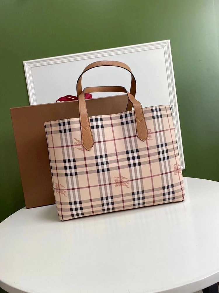 Burberry Classic Double sided Shopping Bag Lightweight Large Capacity Handbag Tote Bag Women's Bag Canvas Bag Shoulder Bag