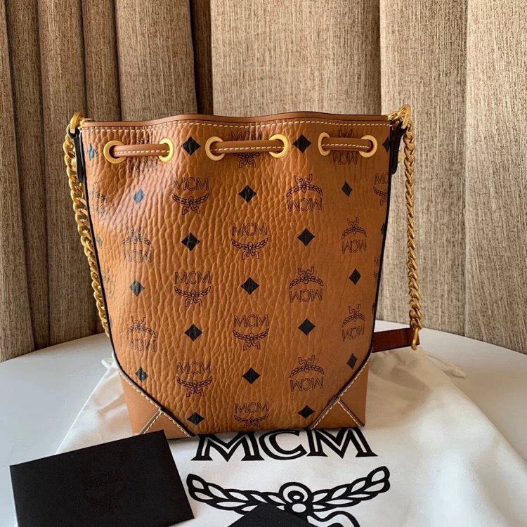 MCM Mini Drawstring Bucket Bag Imported Original Single Handbag Shoulder Bag Crossbody Bag