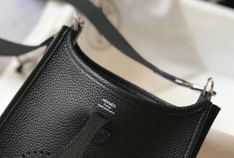 Hermes mini calf leather hollow shoulder crossbody buckle women's bag