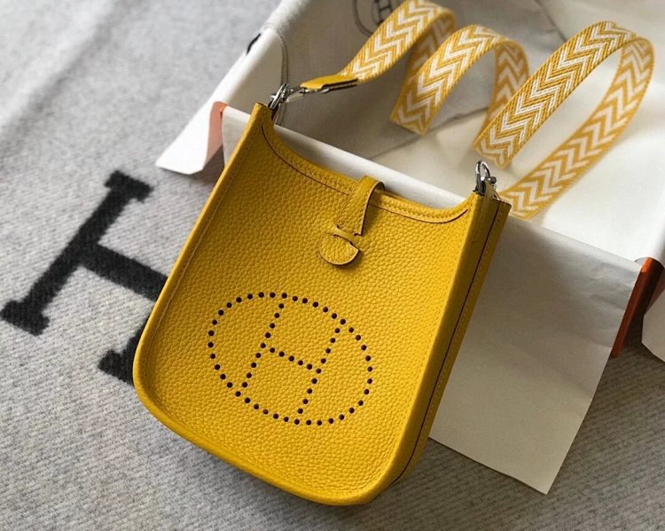 Hermes mini calf lea