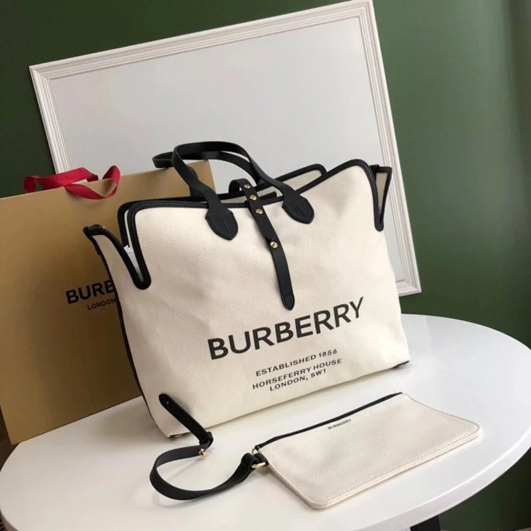 Burberry Belt ladies