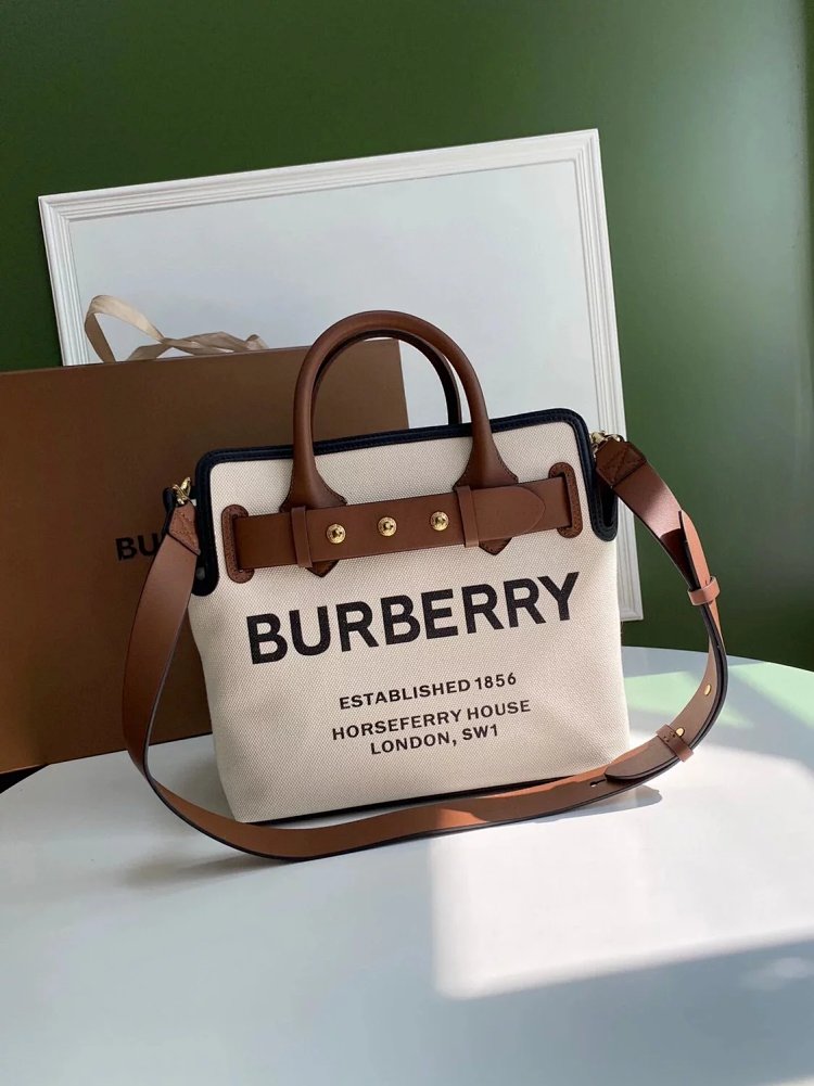 Burberry Belt ladies
