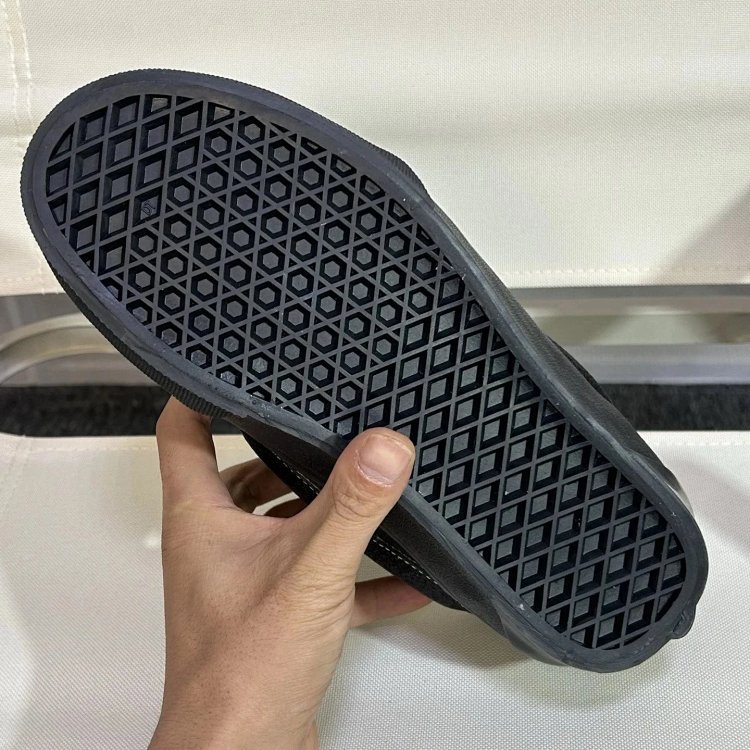 VANS  Black Warrior Starry Sky Bread Shoes