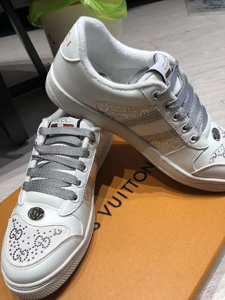 GUCCI dirty shoes, white rhinestone style fashionable board shoes