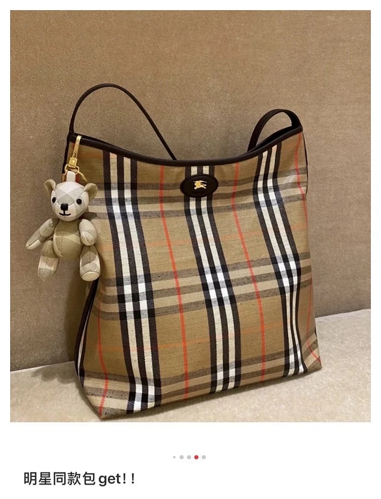 Burberry  Classic Br