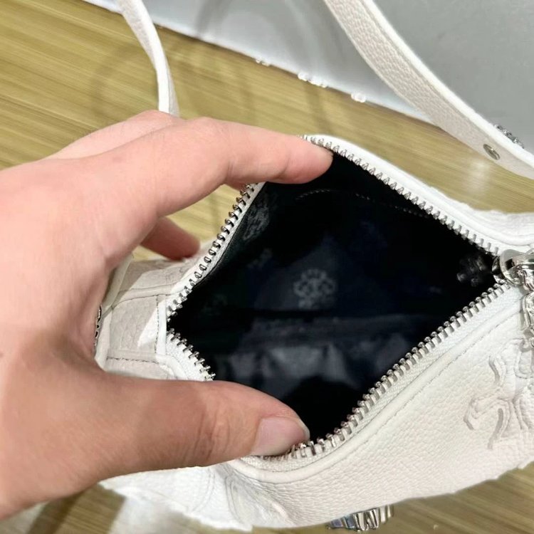 Chrome Hearts  Retro high-end lychee patterned shoulder bag