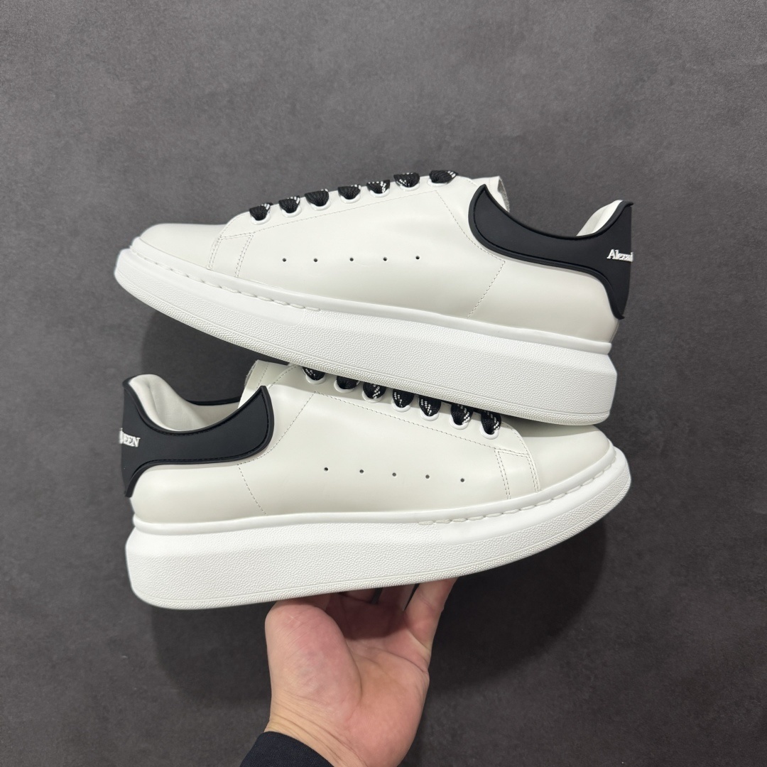 Alexander McQueen Sneaker SH528145