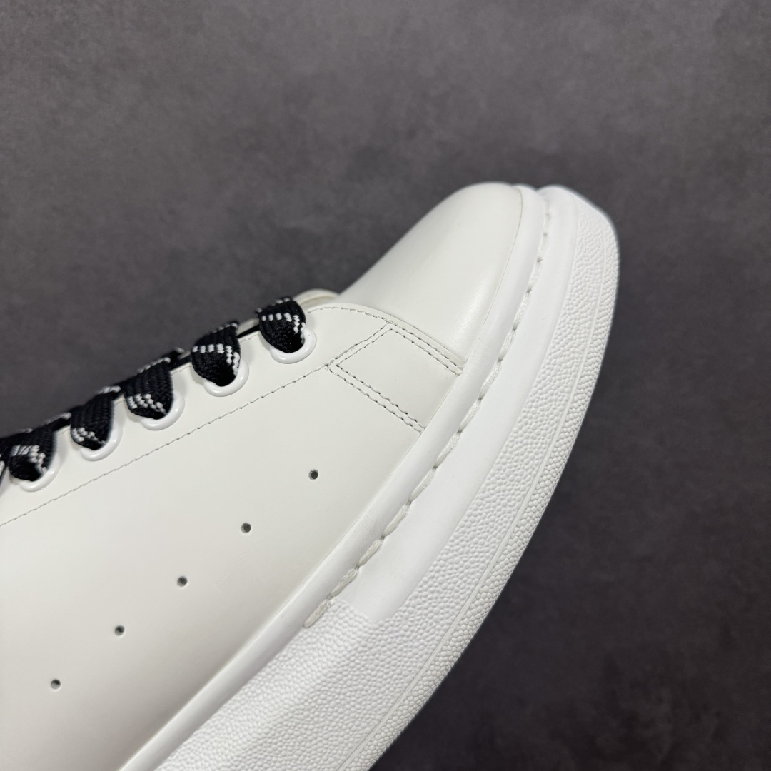 Alexander McQueen Sneaker SH528145