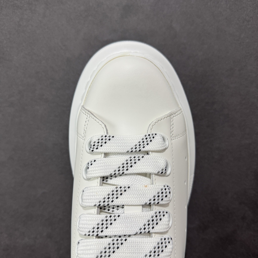 Alexander McQueen Sneaker SH528147