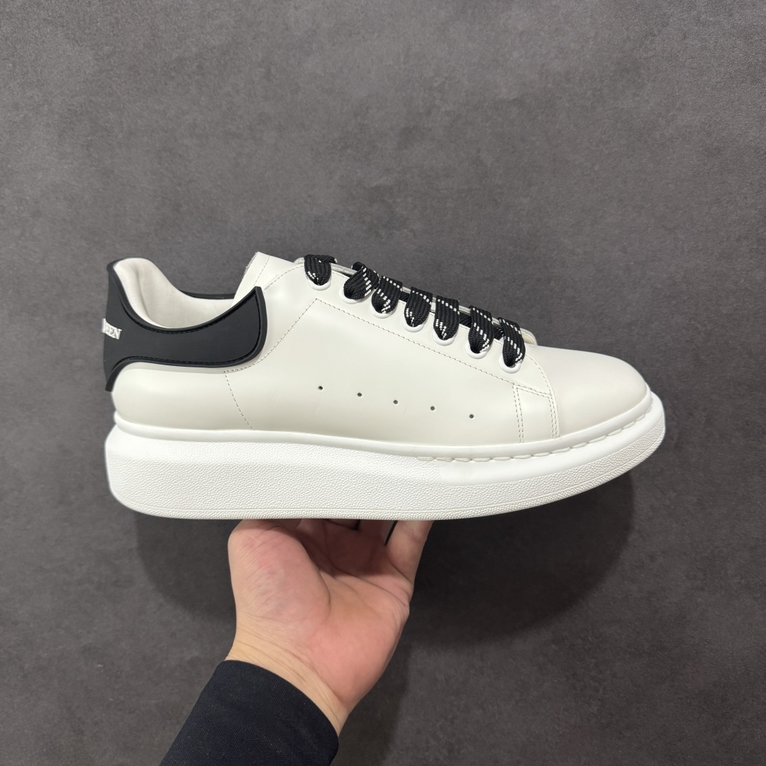 Alexander McQueen Sneaker SH528146