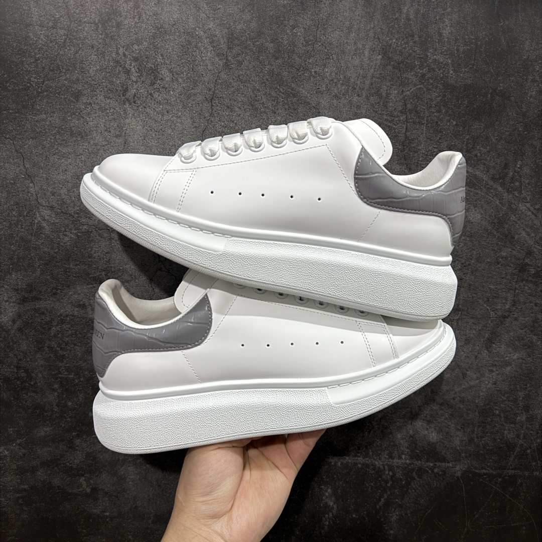 Alexander McQueen Sneaker SH528151