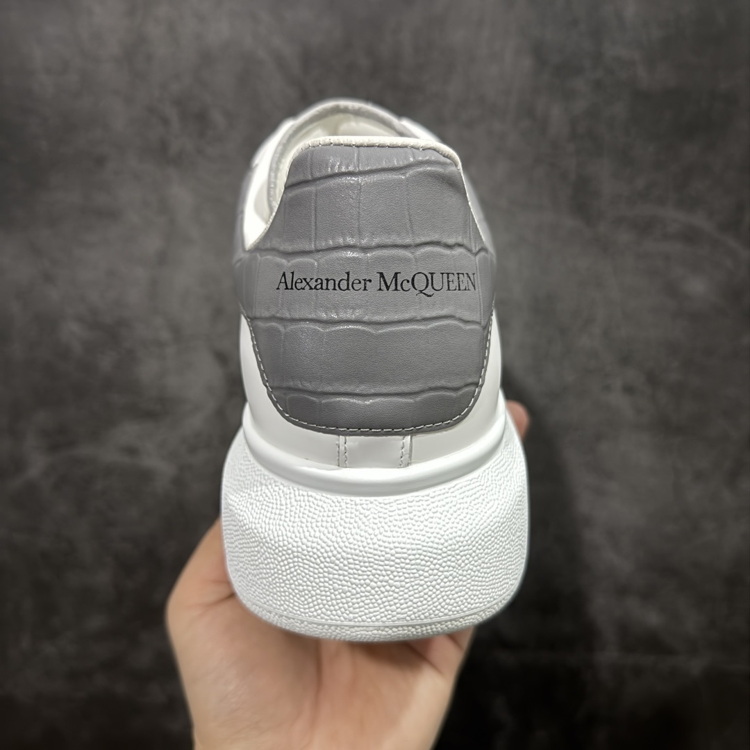 Alexander McQueen Sneaker SH528151