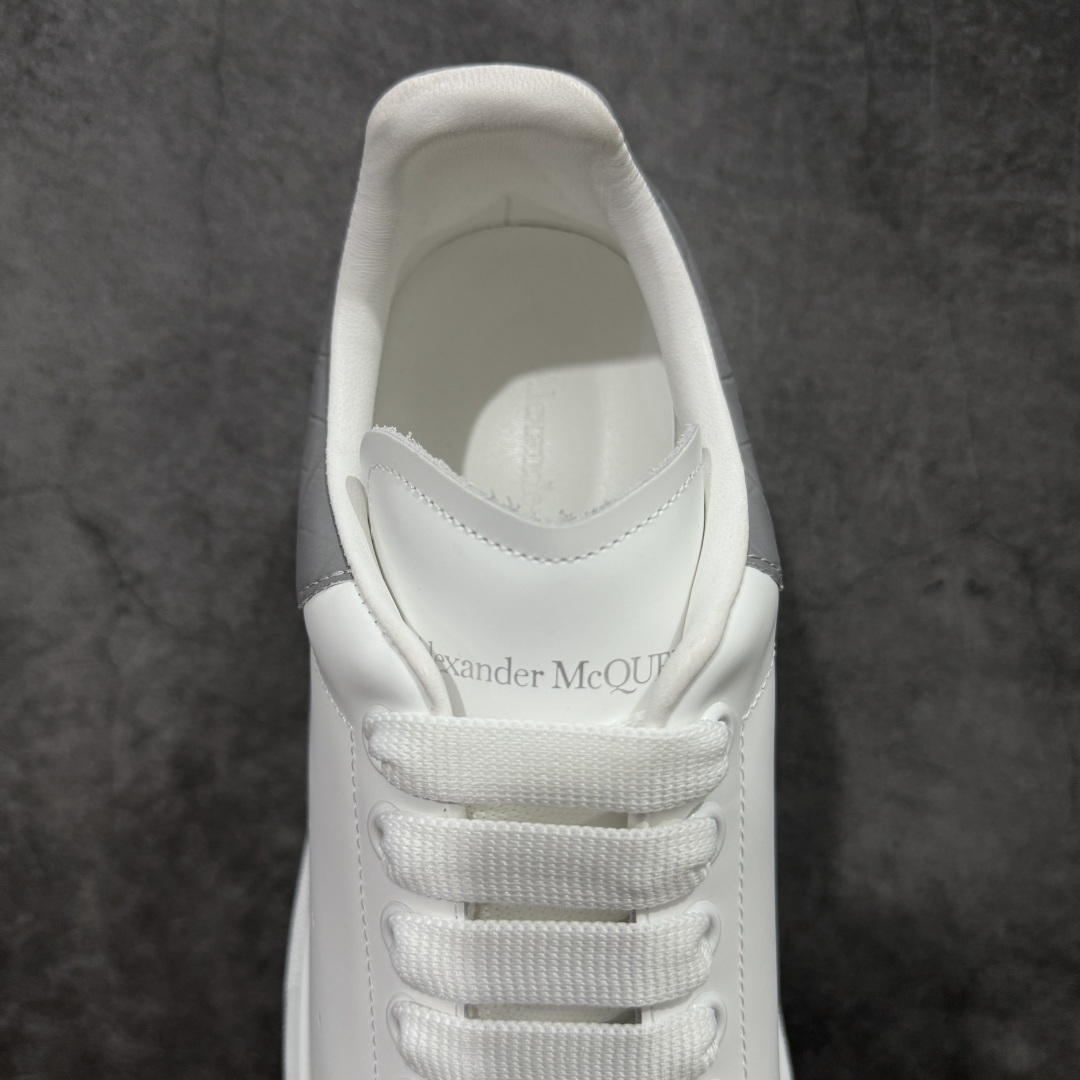 Alexander McQueen Sneaker SH528151