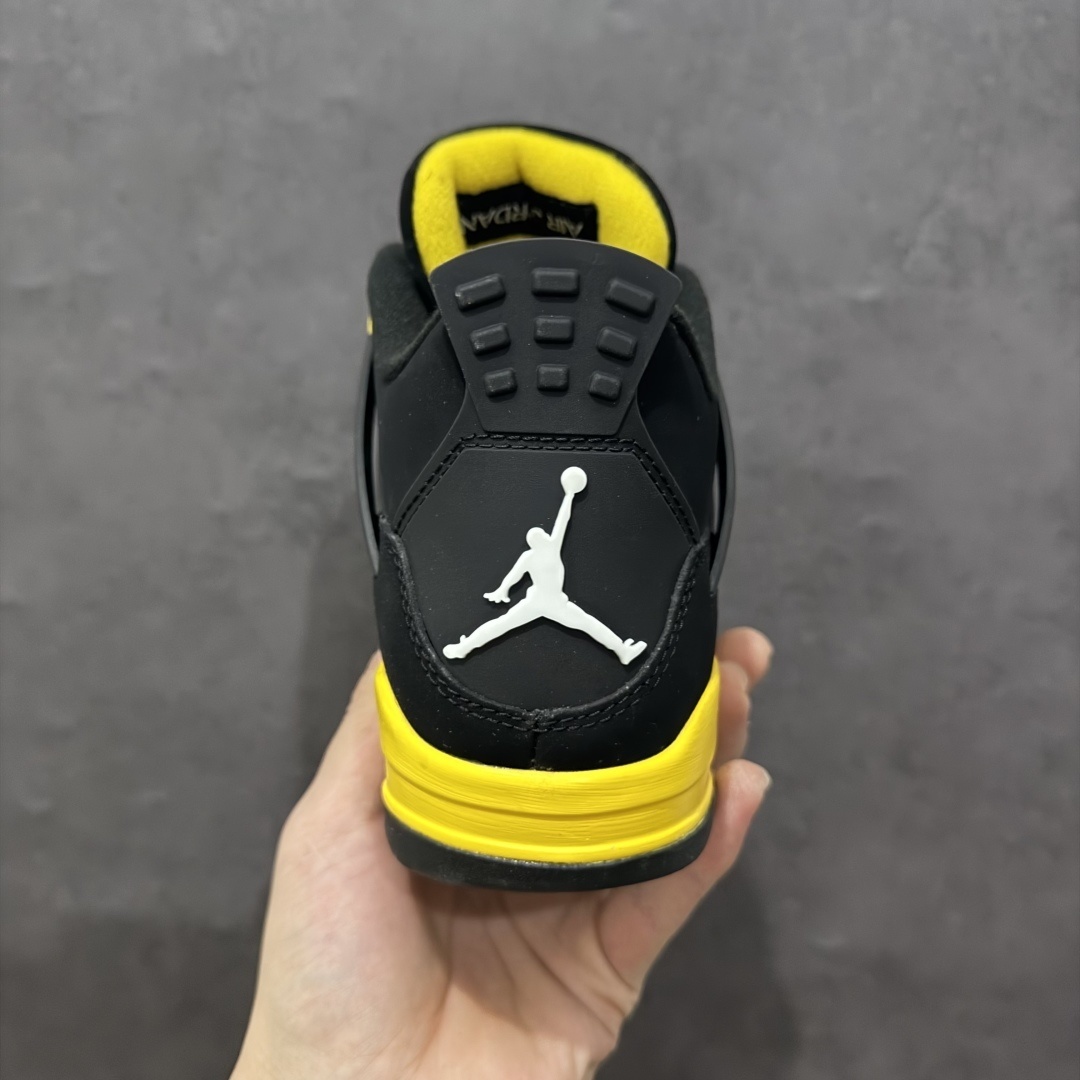 AJ 4 Sneaker  SH528193
