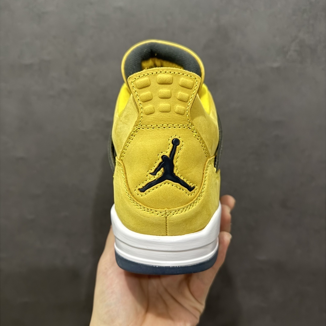 AJ 4 Sneaker  SH528199