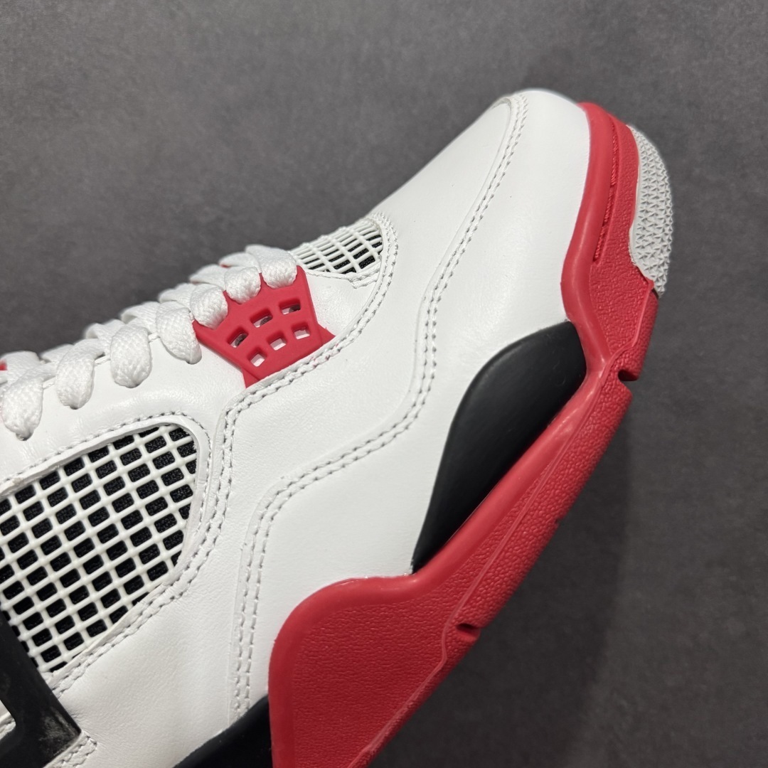  AJ4 Sneaker  SH528200