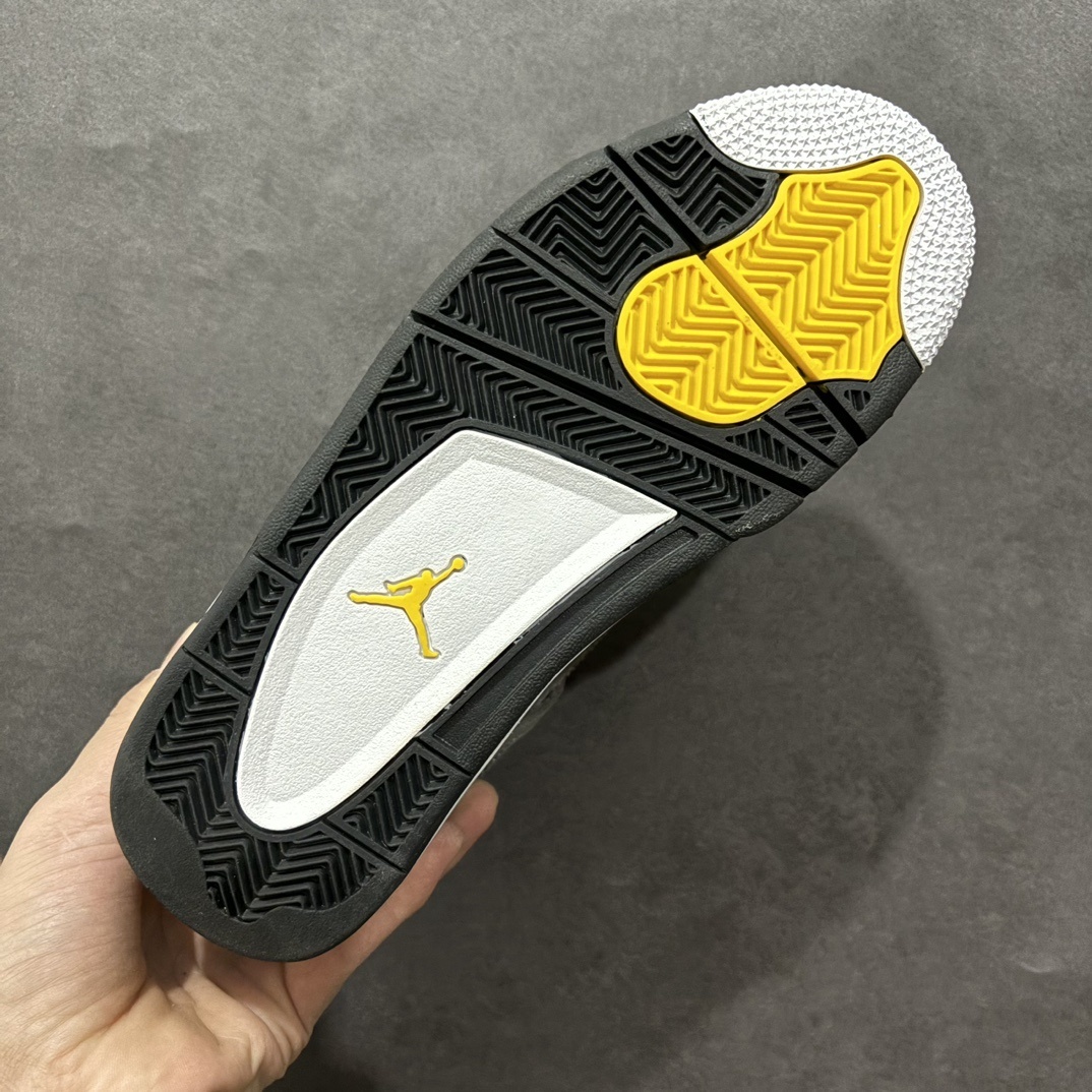  AJ4 Sneaker  SH528204