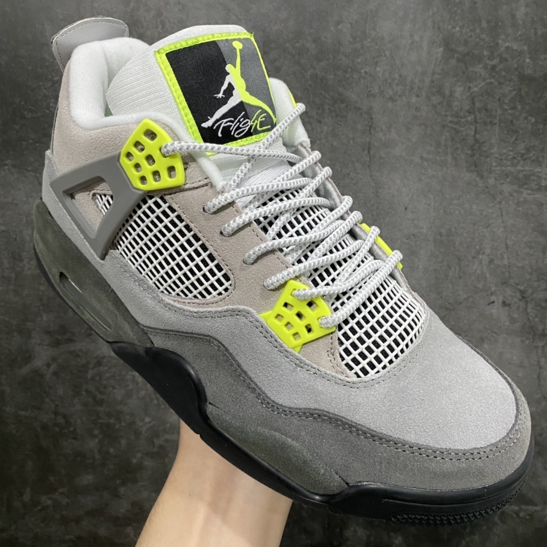  AJ4 Sneaker SH528210