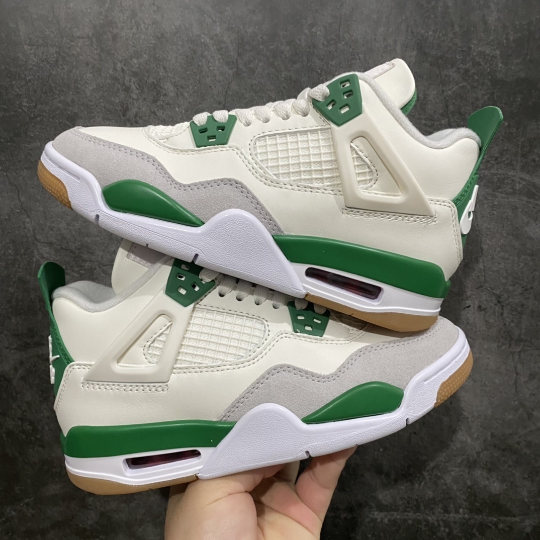  AJ4 Sneaker SH528211