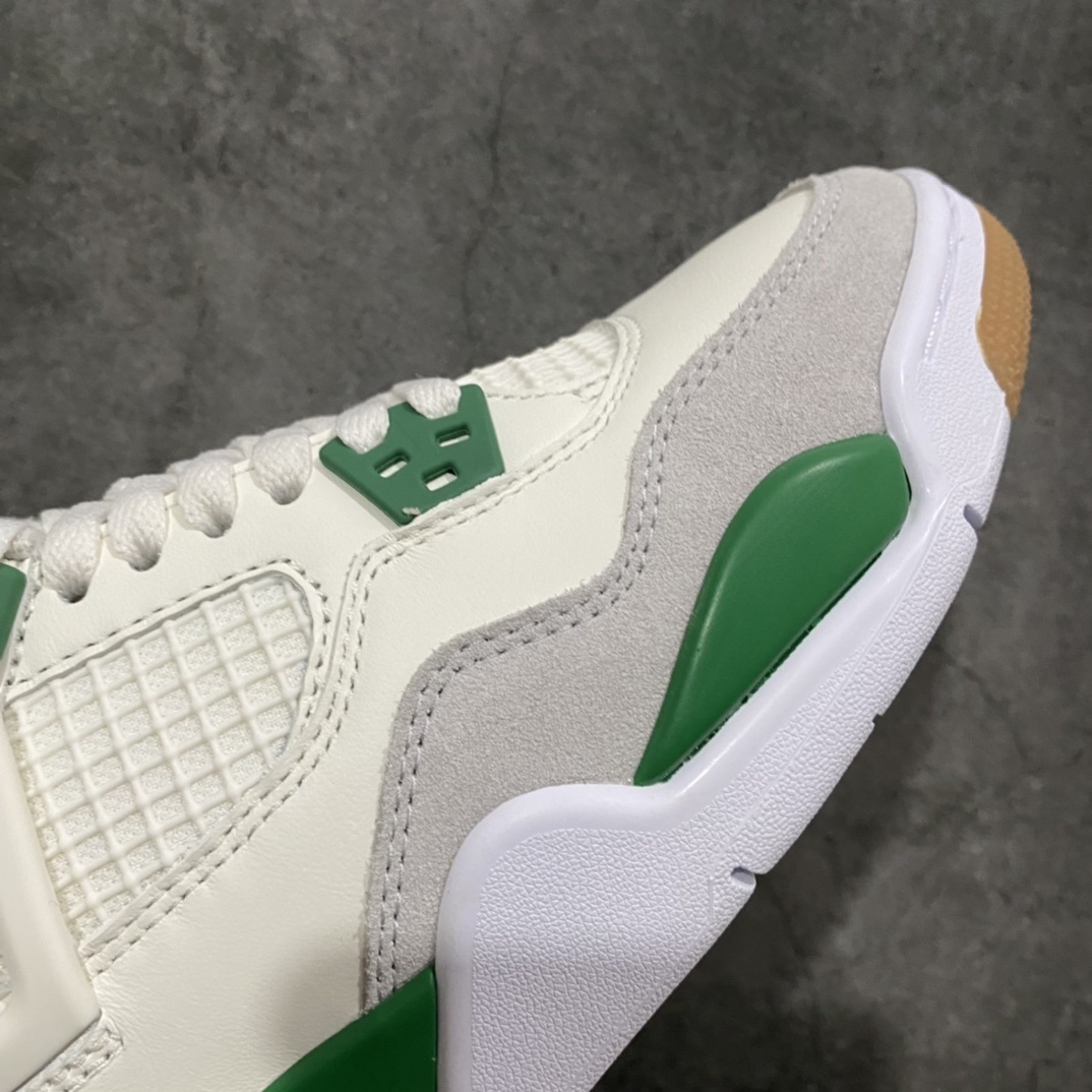  AJ4 Sneaker SH528211